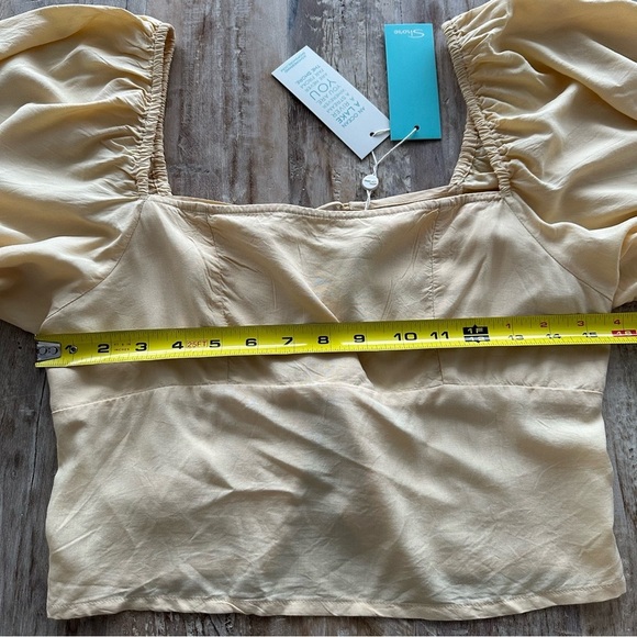 Shore Babydoll Cropped Top Lace Up Back SZ Medium Yellow NWT Retail - $98.00 - Picture 5 of 6
